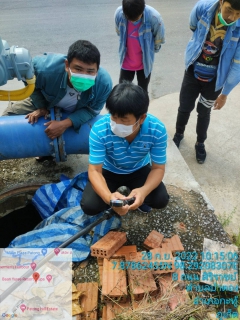 ไฟล์แนบ กปภ.สาขาภูเก็ต  ร่วมกับบริษัท เอเชีย อินฟราสตรักเชอร์ แมเนจเม้นท์ (ประเทศไทย) จำกัด (โครงการจัดการลดน้ำสูญเสีย) ลงพื้นที่ตรวจวัดแรงดันน้ำบริเวณหน้าไซม่อนคาบาเร่
