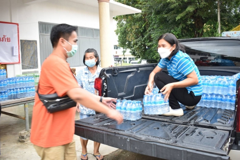 ไฟล์แนบ กปภ.สาขาอุบลราชธานี มอบน้ำดื่มให้แก่ประชาชนผู้ประสบอุทกภัย  ณ ศูนย์พักพิงชั่วคราว วัดสุปัฏนารามวรวิหาร