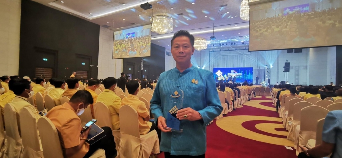 ไฟล์แนบ การประปาส่วนภูมิภาคสาขาตะกั่วป่า ร่วมพิธีรับมอบโล่และตรารับรองมาตรฐานการให้บริการของศูนย์ราชการสะดวก (Government Easy Contact Center: GECC) ประจำปี พ.ศ. 2565