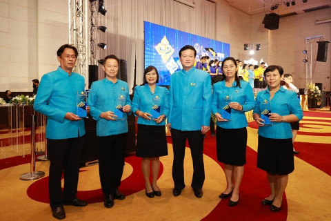 ไฟล์แนบ การประปาส่วนภูมิภาคสาขาอ่าวลึก ยกระดับการให้บริการ เข้าร่วมพิธีรับมอบโล่และตรารับรองมาตรฐานการให้บริการของศูนย์ราชการสะดวก (Government Easy Contact Center: GECC) ประจำปี พ.ศ. 2565