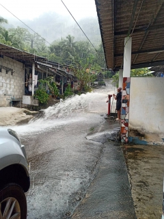 ไฟล์แนบ กปภ.สาขาระนอง รักษาคุณภาพน้ำประปาใสสะอาด ดำเนินการตามแผนระบายตะกอนในเส้นท่อ ประจำเดือน ตุลาคม 2565