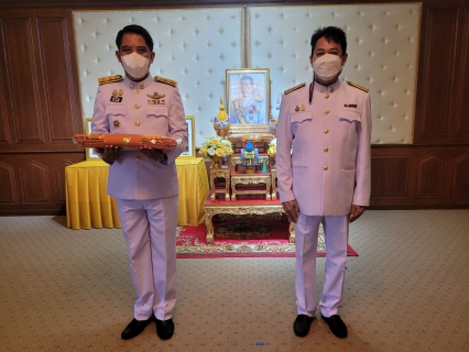 ไฟล์แนบ กปภ.สาขากำแพงเพชร เข้าร่วมพิธีรับมอบสเปรย์แอลกฮอล์พระราชทาน และผ้าไตรให้กับนายอำเภอ