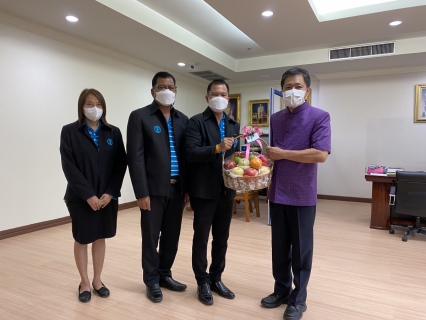 ไฟล์แนบ วันที่ 25 ตุลาคม 2565 นายสะอาด จงดี ผู้จัดการ กปภ.สาขากุยบุรี เข้าพบนายเสถียร เจริญเหรียญ ผู้ว่าราชการจังหวัดประจวบคีรีขันธ์ เนื่องในโอกาสเข้ารับตำแหน่งใหม่ และเพื่อรับมอบนโยบายและแนวทางการปฏิงานเพื่อ