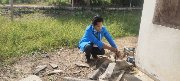ไฟล์แนบ เป็นทุกอย่างให้ลูกค้า! Mr.ประปากำแพงเพชร ระงับเหตุหลังคาหล่นทับมาตรวัดน้ำหัก