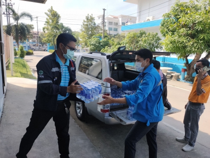 ไฟล์แนบ กปภ.สาขาสมุทรสาคร มอบน้ำดื่มบรรจุขวด สนับสนุนพิธีวันพระบิดาฝนหลวง ประจำปี 2565