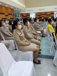 ไฟล์แนบ การประปาส่วนภูมิภาคสาขาสุพรรณบุรี ร่วมพิธีถวายราชสักการะวางพานพุ่มดอกไม้สดแด่ พระบาทสมเด็จพระบรมชนกาธิเบศร มหาภูมิพลอดุลยเดชมหาราช บรมนาถบพิตร เนื่องในวันพระบิดาแห่งฝนหลวง ประจำปี 2565 