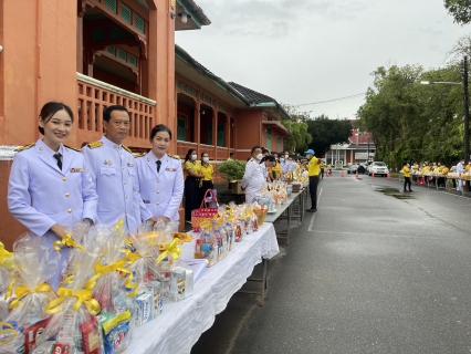 ไฟล์แนบ กปภ.สาขาตะกั่วป่า เข้าร่วมพิธีทำบุญตักบาตรพระสงฆ์และสามเณร จำนวน 29 รูป ถวายเป็นพระราชกุศล เนื่องในวันคล้ายวันพระบรมราชสมภพ พระบาทสมเด็จพระบรมชนกาธิเบศร มหาภูมิพลอดุลยเดชมหาราช บรมนาถบพิตร