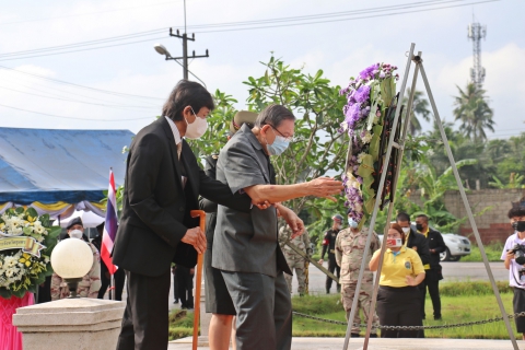 ไฟล์แนบ การประปาส่วนภูมิภาคสาขาชุมพร ร่วมกิจกรรม จัดพิธีรำลึกสดุดีวีรกรรมยุวชนทหารที่สะพานท่านางสังข์ อ.เมือง จ.ชุมพร
