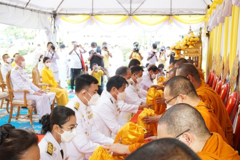 ไฟล์แนบ กปภ.สาขาพัทยา (พ) ร่วมพิธีทำบุญตักบาตร ถวายพระราชกุศล เนื่องในวันคล้ายวันพระบรมราชสมภพ พระบาทสมเด็จพระบรมชนกาธิเบศร มหาภูมิพลอดุลยเดชมหาราช บรมนาถบพิตร วันชาติ และวันพ่อแห่งชาติ ๕ ธันวาคม ๒๕๖๕