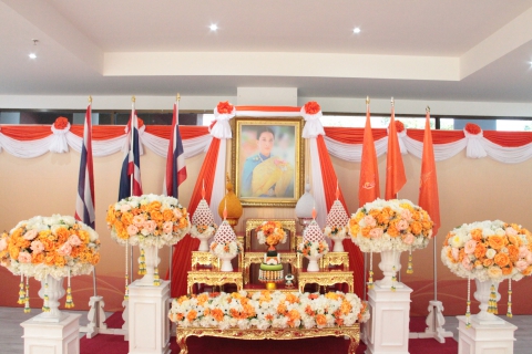 ไฟล์แนบ ผู้บริหารการประปาส่วนภูมิภาคเขต 9 ร่วมลงนามถวายพระพร แด่สมเด็จพระเจ้าลูกเธอ เจ้าฟ้าพัชรกิติยาภา นเรนทิราเทพยวดี กรมหลวงราชสาริณีสิริพัชร มหาวัชรราชธิดา ให้ทรงหายจากพระอาการประชวร มีพระพลานามัยสมบูรณ์แข็งแรงโดยเร็ววัน