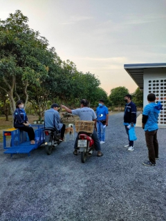 ไฟล์แนบ เมื่อวันที่  20 ธันวาคม 2565 เวลา 16.30 น. - 18.30 น. นายธนพล อัตถวิบูลย์กุล ผู้จัดการการประปาส่วนภูมิภาคสาขาบ้านโฮ่งนำทีม พร้อมพนักงานในสังกัด กปภ.สาขาบ้านโฮ่ง ลงพื้นที่เพื่อสำรวจลูกค้าที่มีความสนใจจะขอใช้น้ำประปาของการประปาส่วนภูมิภาค และรับลงทะเบียน PWA Line Official จ่ายค่าน้ำออนไลน์ ณ บ้านดงห้วยเย็น ม.14 ต.บ้านโฮ่ง อ.บ้านโฮ่ง จ.ลำพูน