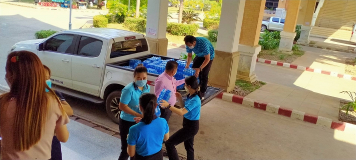 ไฟล์แนบ กปภ.สาขาปราจีนบุรี มอบน้ำดื่มสนับสนุนโครงการป้องกันและลดอุบัติเหตุทางถนนในช่วงเทศกาลปีใหม่ พ.ศ.2566