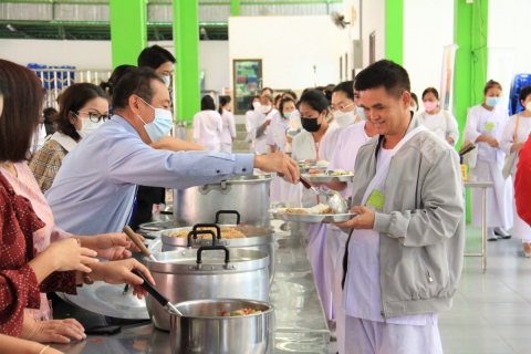 ไฟล์แนบ การประปาส่วนภูมิภาคเขต ๖ ถวายภัตตาหารแด่พระสงฆ์ และผู้ปฏิบัติธรรม ณ ศูนย์ปฏิบัติธรรมสวนเวฬุวัน จ.ขอนแก่น เนื่องในเทศกาลส่งท้ายปีเก่าต้อนรับปีใหม่ ๒๕๖๖