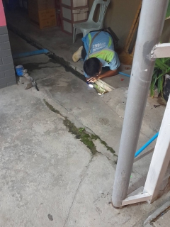 ไฟล์แนบ วันพฤหัสบดี ที่ 12 มกราคม  2566 การประปาส่วนภูมิภาคสาขากาญจนดิษฐ์ ภายใต้การบริหารงานโดยนายสุรพงศ์  สมหวัง ผู้จัดการการประปาส่วนภูมิภาคสาขากาญจนดิษฐ์  มอบหมายนายฤทธิเดช อินทวงศ์ หัวหน้างาน 8 งานบริการและควบคุมน้ำสูญเสียและพนักงานในสังกัด ลงพื้นที่ ตลาดดอนสัก เทศบาลเมืองดอนสัก อำเภอดอนสัก จังหวัดสุราษฎร์ธานี ออกทำ Step test  MM 09 ค้นหาท่อรั่ว บริเวณเทศบาลเมืองดอนสัก   เพื่อค้นท่อแตกท่อรั่วและเพิ่มปริมาณน้ำจ่ายให้ลูกค้าได้ดียิ่งขึ้น