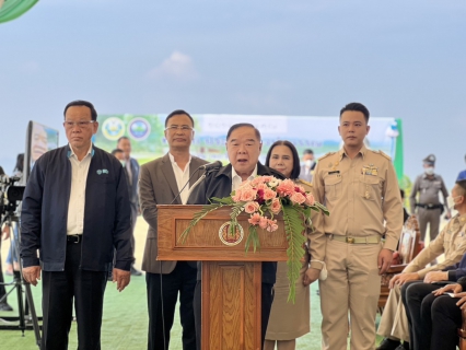 ไฟล์แนบ กปภ.ข.3 และ กปภ.สาขาสมุทรสงคราม ร่วมลงพื้นที่ต้อนรับรองนายกรัฐมนตรี (พลเอก ประวิตร วงษ์สุวรรณ) ในโอกาสลงพื้นที่ตรวจราชการติดตามการบริหารจัดการน้ำในพื้นที่จังหวัดสมุทรสงคราม พร้อมให้บริการน้ำดื่มแก่ผู้ร่วมงาน