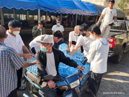 ไฟล์แนบ กปภ.สาขาบ้านโฮ่ง มอบน้ำดื่ม กปภ. และพนักงานร่วมถวายปัจจัยน้ำดื่ม โรงทาน เพิ่มเติม สนับสนุนในงานพระราชทานเพลิงศพ ท่านพระครูวิมลภูริทัต วัดป่าป๋วย 