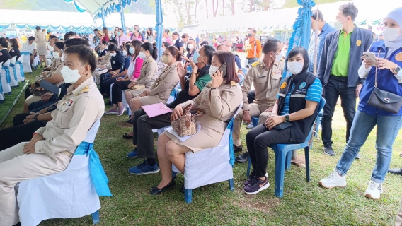 ไฟล์แนบ การประปาส่วนภูมิภาคสาขาคลองท่อมมอบน้ำดื่มบรรจุขวดตราสัญลักษณ์ กปภ. โครงการจังหวัดกระบี่เคลื่อนที่ ครั้งที่ 2