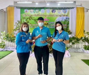 ไฟล์แนบ กปภ.สาขาสุราษฎร์ธานี(พ) บริการน้ำดื่มบรรจุขวดตราสัญลักษณ์ กปภ. ในงานวันถ่ายทอดเทคโนโลยีเพื่อเริ่มต้นฤดูกาลผลิตใหม่ (Field Day) ปี ๒๕๖๖