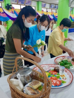 ไฟล์แนบ กปภ.สาขาสมุทรสงคราม ร่วมทำบุญตักบาตรในโครงการชูธรรมนำชีวิต ณ วัดดอนมะโนรา ต.ดอนมะโนรา อ.บางคนที จ.สมุทรสงคราม