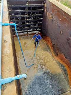 ไฟล์แนบ การประปาส่วนภูมิภาคสาขาบางสะพาน ร่วมกันทำความสะอาดล้างถังตกตะกอนโรงกรองน้ำขนาด 50 ลบ.ม./ชม.  และโมบายแพลนขนาด 100 ลบ.ม./ชม.  สถานีผลิตจ่ายน้ำร่อนทองตามโครงการจัดการน้ำสะอาด (WSP) ประจำเดือนกุมภาพันธ์ 2566