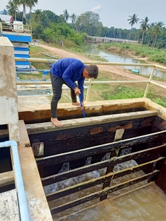 ไฟล์แนบ การประปาส่วนภูมิภาคสาขาบางสะพาน ร่วมกันทำความสะอาดล้างถังตกตะกอนโรงกรองน้ำขนาด 50 ลบ.ม./ชม.  และโมบายแพลนขนาด 100 ลบ.ม./ชม.  สถานีผลิตจ่ายน้ำร่อนทองตามโครงการจัดการน้ำสะอาด (WSP) ประจำเดือนกุมภาพันธ์ 2566