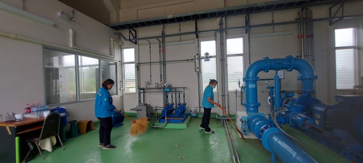 ไฟล์แนบ กิจกรรมบิ๊กคลีนนิ่งเดย์ "Big Cleaning Day" ณ สถานีเพิ่มแรงดันพลายวาส การประปาส่วนภูมิภาคสาขากาญจนดิษฐ์ อำเภอกาญจนดิษฐ์ จังหวัดสุราษฎร์ธานี