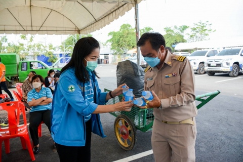 ไฟล์แนบ กปภ.สาขารังสิต(ชั้นพิเศษ) และ กปภ.สาขาธัญบุรี ให้การต้อนรับ รองนายกรัฐมนตรี ลงพื้นที่ตรวจติดตามการบริหารจัดการน้ำจังหวัดปทุมธานี ณ สถานีสูบน้ำและอาคารประกอบ โครงการสูบน้ำถาวรปากคลองรังสิตประยูรศักดิ์ 