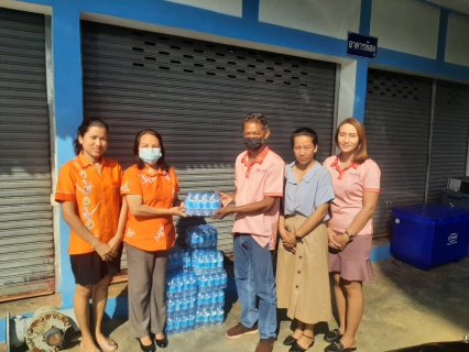 ไฟล์แนบ การประปาส่วนภูมิภาคสาขากาญจนดิษฐ์ มอบน้ำดื่มตราสัญญลักษณ์ กปภ.ให้กับสถานีพัฒนาที่ดินสุราษฎร์ธานี เพื่อจัดกิจกรรมวันหมอดินอาสาประจำปีงบประมาณ พ.ศ. 2566 