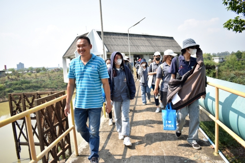 ไฟล์แนบ กปภ.สาขาอุบลราชธานี ต้อนรับนักศึกษาดูงานระบบผลิตน้ำประปา