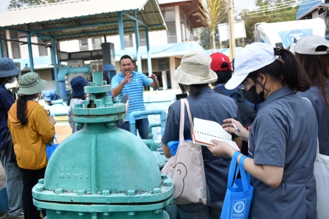 ไฟล์แนบ กปภ.สาขาอุบลราชธานี ต้อนรับนักศึกษาดูงานระบบผลิตน้ำประปา
