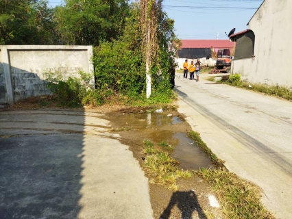 ไฟล์แนบ กปภ. สาขาปราณบุรี ลงพื้นที่ค้นหาท่อแตกรั่ว (ALC) พร้อมตรวจสอบแรงดันน้ำ บริเวณพื้นบ้านห้วยแสลงพันธ์ ต.เขาน้อย อ.ปราณบุรี จ.ประจวบคีรีขันธ์ เพื่อแก้ไขปัญหาน้ำประปาไหลอ่อน -ไม่ไหลในพื้นที่