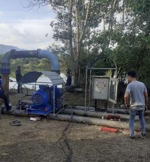 ไฟล์แนบ การประปาส่วนภูมิภาคสาขาตะกั่วป่า ร่วมกับ กองระบบผลิตและควบคุมคุณภาพน้ำ การประปาส่วนภูมิภาคเขต 4 ติดตั้งเครื่องสูบน้ำขุมเหมืองสินทอง (แหล่งน้ำสำรอง)