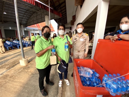 ไฟล์แนบ กปภ.สาขาขลุง ร่วมให้การต้อนรับ พลเอก ประยุทธ จันทร์โอชา นายกรัฐมนตรี และคณะ ในโอกาสตรวจราชการในพื้นที่จังหวัดจันทบุรี พร้อมสนับสนุนน้ำดื่มตราสัญลักษณ์ กปภ. ให้บริการประชาชน