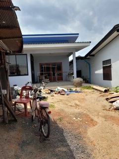 ไฟล์แนบ วันพุธที่ 22 กุมภาพันธ์ 2566 การประปาส่วนภูมิภาคสาขากาญจนดิษฐ์ โดย นายสุรพงศ์ สมหวัง ผู้จัดการการประปาส่วนภูมิภาคสาขากาญจนดิษฐ์ มอบหมายนายฤทธิเดช อินทวงศ์ หัวหน้างาน 8 งานบริการและควบคุมน้ำสูญเสีย  และพนักงานในสังกัด ลงพื้นที่แก้ไขปัญหาน้ำไหลอ่อนและไม่ไหล บริเวณบ้านเลขที่ 90/4 หมู่ที่ 5 ตำบลท่าทองใหม่  อำเภอกาญจนดิษฐ์    เป็นการให้บริการน้ำประปาอย่างเต็มประสิทธิภาพตามมาตรฐานของ กปภ. 