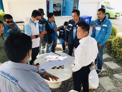 ไฟล์แนบ กปภ. สาขาปราณบุรี ลงพื้นที่ค้นหาท่อแตกรั่ว (ALC) พร้อมตรวจสอบแรงดันน้ำ บริเวณ ถนนพลายงาม หมู่ที่ 4 ต.เขาน้อย อ.ปราณบุรี จ.ประจวบคีรีขันธ์ เพื่อแก้ไขปัญหาน้ำประปาไหลอ่อน -ไม่ไหลในพื้นที่ 