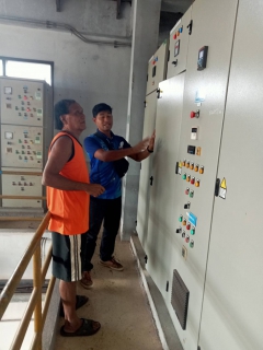 ไฟล์แนบ ทบทวน ปรับปรุง ทวนสอบผ่านการอบรม On The Job Training (OJT) เรื่องการแก้ไขปัญหากรณีไฟฟ้าทิป ไฟฟ้าดับ และการแจ้งเตือนผ่านระบบ online การเดินปั๊มเมื่อเกิดปัญหาดังกล่าว ให้กับห้างหุ้นส่วนที่รับจ้างสูบจ่ายน้ำสถานีจ่ายน้ำสะพานดิน ประจำปี 2566 