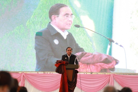 ไฟล์แนบ กปภ.สาขาระนอง ร่วมต้อนรับนายกรัฐมนตรี ในโอกาสลงพื้นที่จังหวัดระนอง พร้อมสนับสนุนน้ำดื่มตราสัญลักษณ์ กปภ.บริการประชาชน