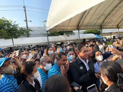 ไฟล์แนบ กปภ.สาขาระนอง ร่วมต้อนรับนายกรัฐมนตรี ในโอกาสลงพื้นที่จังหวัดระนอง พร้อมสนับสนุนน้ำดื่มตราสัญลักษณ์ กปภ.บริการประชาชน