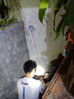 ไฟล์แนบ #ดึกแค่ไหน หัวใจบริการ #ไม่รอช้าแก้ไขทันที ช่างโยธา กปภ.สาขากำแพงเพชร ให้บริการดีเกินความคาดหวัง 