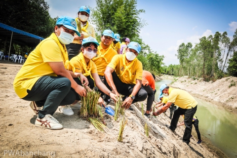 ไฟล์แนบ สาขาบ้านฉาง ร่วมกิจกรรม จิตอาสาต้านภัยแล้ง จ.ระยอง ประจำปี 2566