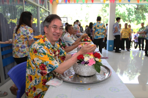 ไฟล์แนบ กปภ.เขต ๑ สืบสานประเพณีไทยจัดพิธีสรงน้ำพระพุทธรูปและรดน้ำดำหัวผู้ใหญ่ เนื่องในวันสงกรานต์ ๒๕๖๖ 