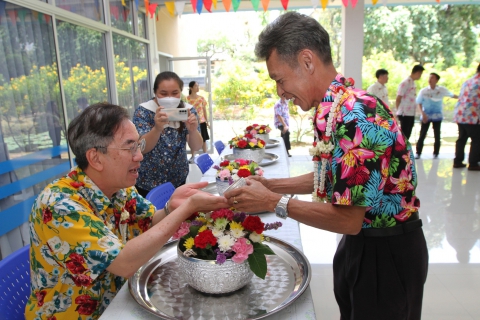 ไฟล์แนบ กปภ.เขต ๑ สืบสานประเพณีไทยจัดพิธีสรงน้ำพระพุทธรูปและรดน้ำดำหัวผู้ใหญ่ เนื่องในวันสงกรานต์ ๒๕๖๖ 