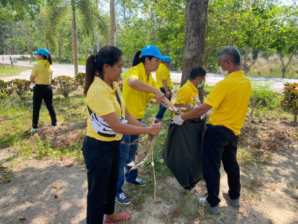 ไฟล์แนบ กปภ.สาขากระบี่ สนับสนุนน้ำดื่มบรรจุขวด กปภ. และร่วมกิจกรรมจิตอาสาพัฒนา ปรับปรุงภูมิทัศน์ทำความสะอาดลำน้ำ คูคลอง โดยรอบอนุสรณ์สถานประติมากรรม ภูมิในภักดิ์ รักในหลวง ณ วัดสุวรรณธาราราม หมู่ที่ 9 ตำบลกระบี่น้อย อำเภอเมืองกระบี่ จังหวัดกระบี่ 