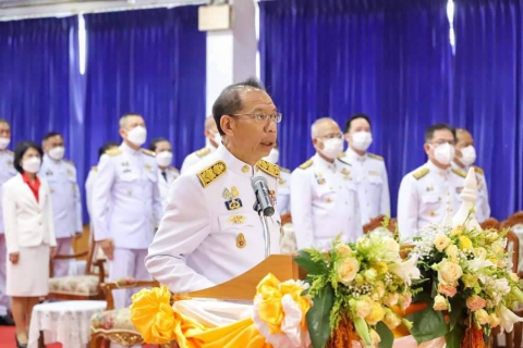 ไฟล์แนบ กปภ.สาขารังสิต(พ) เข้าร่วมพิธีวางพุ่มดอกไม้และถวายราชสักการะ เนื่องในวันพระบาทสมเด็จพระพุทธยอดฟ้าจุฬาโลกมหาราช และวันที่ระลึกมหาจักรีบรมราชวงศ์ 