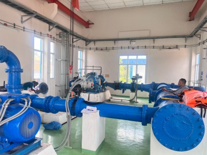 ไฟล์แนบ เตรียมพร้อมลุยงานติดตั้งเครื่องสูบน้ำ(เพิ่มเติม) เพื่อเพิ่มประสิทธิภาพในการจ่ายน้ำประปา ณ สถานีจ่ายน้ำนางตะเคียน