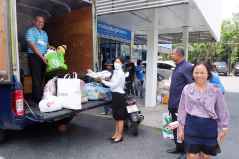ไฟล์แนบ กปภ.เขต ๑ ร่วมสนับสนุนโครงการเหลือ - ขอ ของมูลนิธิบ้านนกขมิ้น เชิญชวนพนักงานในสังกัด ร่วมแบ่งปันของที่ไม่ได้ใช้ให้มีค่า มอบโอกาสสู่เยาวชน