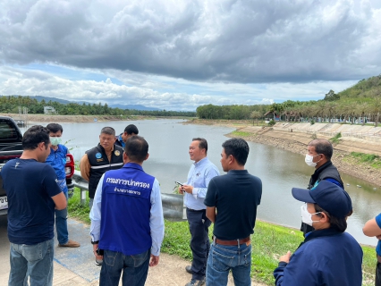 ไฟล์แนบ สำนักงานทรัพยากรน้ำแห่งชาติภาค 2 พร้อมคณะทำงาน , กปภ.สาขาบางสะพาน , กรมชลประทาน จ.ประจวบคีรีขันธ์ ,งานแหล่งน้ำ กปภ.ข.3 ,ปลัดอำเภอบางสะพาน และ อบต.ช้างแรก ร่วมลงพื้นที่ตรวจสอบแหล่งน้ำดิบและสถานีผลิตน้ำของ กปภ.สาขาบางสะพาน ในสถานการณ์ภัยแล้ง