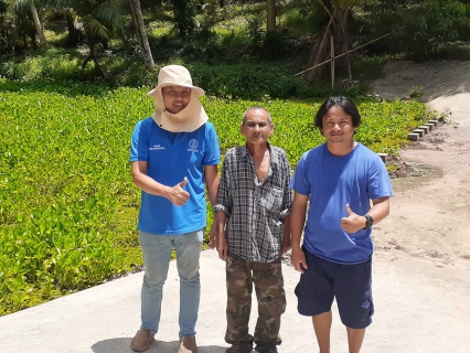 ไฟล์แนบ กปภ.สาขาบางสะพาน ร่วมกับ ศูนย์ป้องกันและบรรเทาสาธารณภัย เขต 4 ประจวบคีรีขันธ์ และ เขต 2 สุพรรณบุรี  ติดตั้งเครื่องสูบน้ำระยะไกลและโรยสายอ่อนสูบทอยน้ำดิบ คลองช้างแรก แก้ไขปัญหาภัยแล้ง