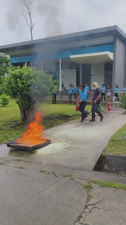 ไฟล์แนบ กปภ.สาขาภูเก็ต ร่วมกับเทศบาลเมืองกะทู้ ฝึกอบรมการป้องกันและระงับอัคคีภัยเบื้องต้น ประจำปี 2566