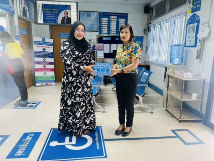 ไฟล์แนบ การประปาส่วนภูมิภาคสาขาคลองท่อม มอบน้ำดื่มบรรจุขวดตราสัญลักษณ์ กปภ. จำนวน 720 ขวด ภายใต้โครงการ กปภ.ปันน้ำใจ (PWA Care)